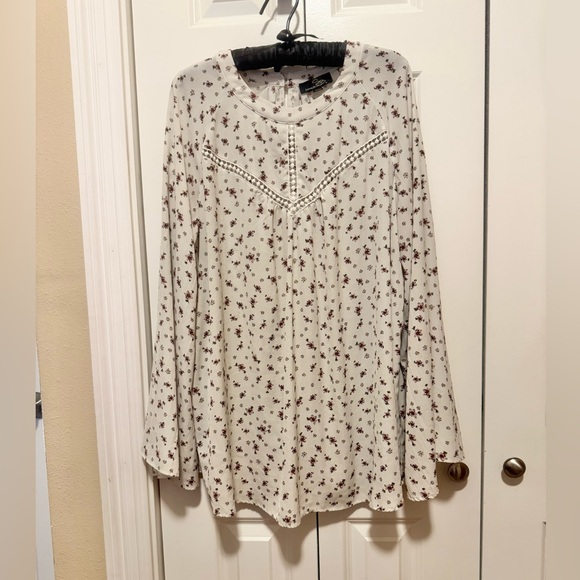 Suzanne Betro Tops - Plus 2X Boho Floral Blouse Cottagecore Peasant Top Lace Detail Flowy